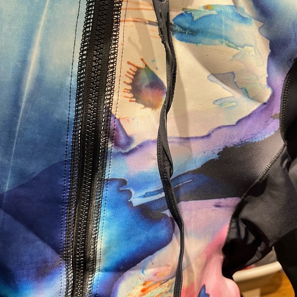 Spring suit - Picture 2 of 3